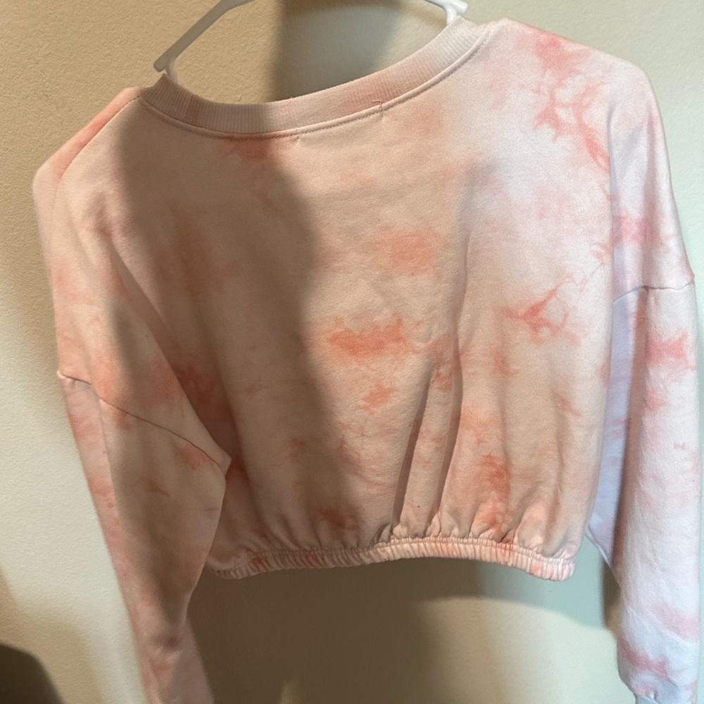 Crop sweater